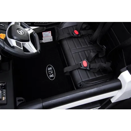 Электромобиль RiverToys Mercedes-Benz Unimog Concept P555BP 4WD (белый) - Фото 4